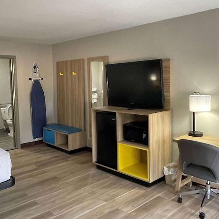 Days Inn By Wyndham New Braunfels Ngoại thất bức ảnh